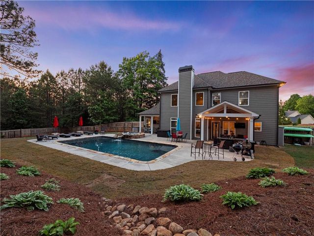 4018 Silverstone Drive, Braselton, GA 30517