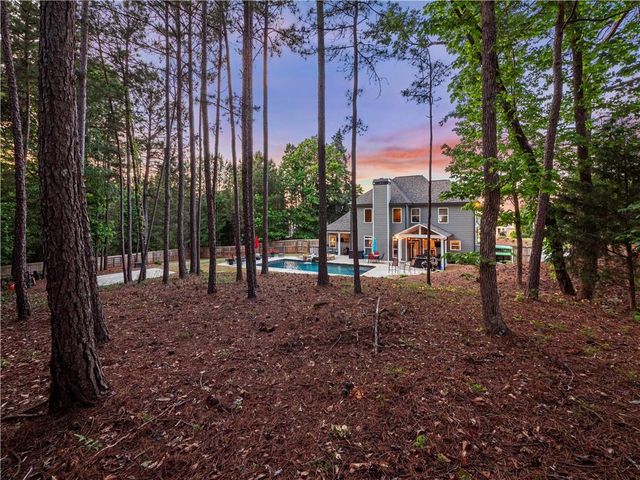 4018 Silverstone Drive, Braselton, GA 30517