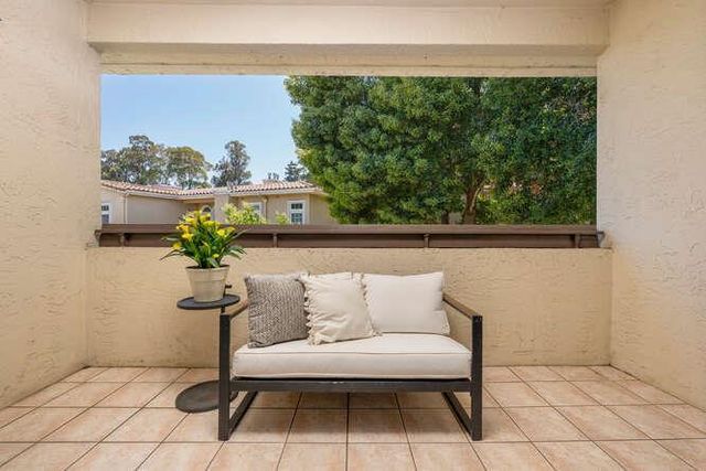 1515 Floribunda Avenue 309, Burlingame, CA 94010