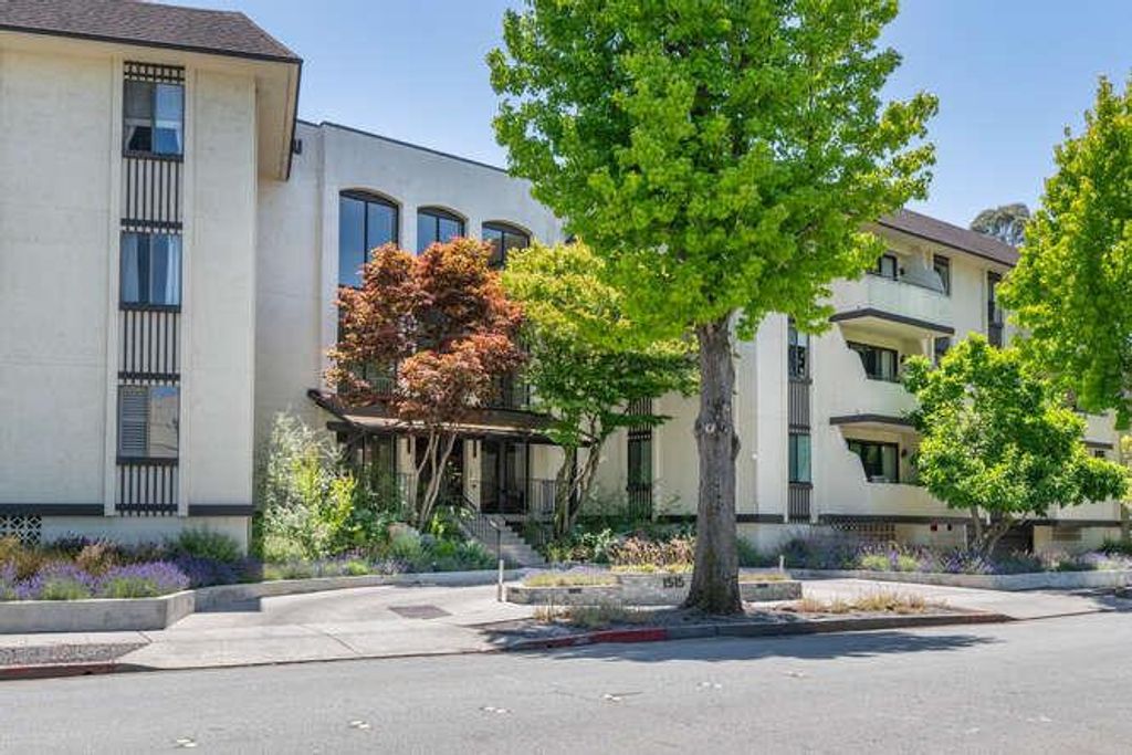 1515 Floribunda Avenue 309, Burlingame, CA 94010