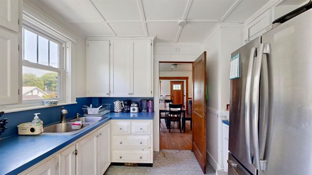 31 Merrill Street, Plymouth, NH 03264