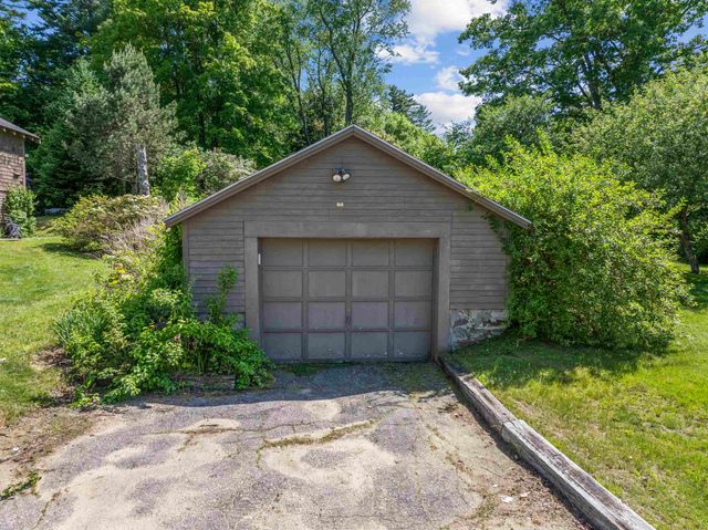 31 Merrill Street, Plymouth, NH 03264