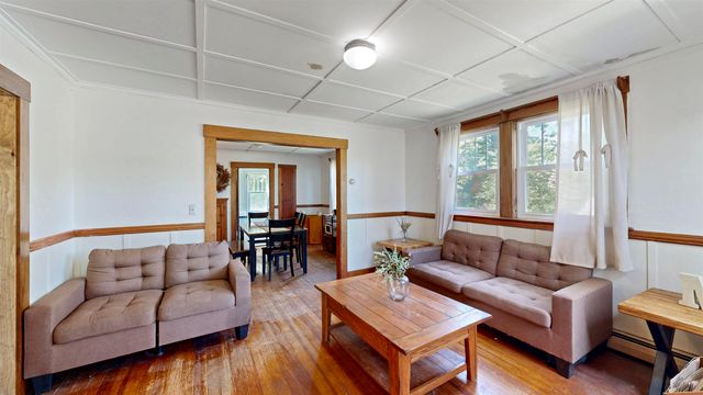 31 Merrill Street, Plymouth, NH 03264