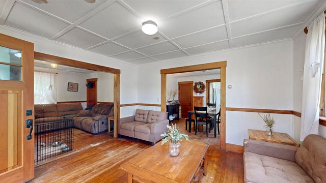 31 Merrill Street, Plymouth, NH 03264