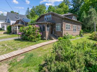 31 Merrill Street, Plymouth, NH 03264
