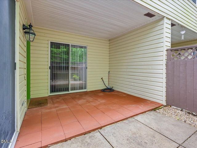 383 Summerwalk Circle, Chapel Hill, NC 27517