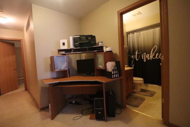 18 Forest Wood Lane, Park Forest, IL 60466