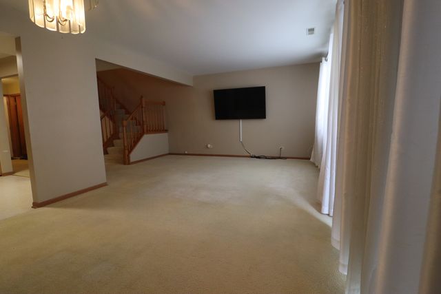 18 Forest Wood Lane, Park Forest, IL 60466