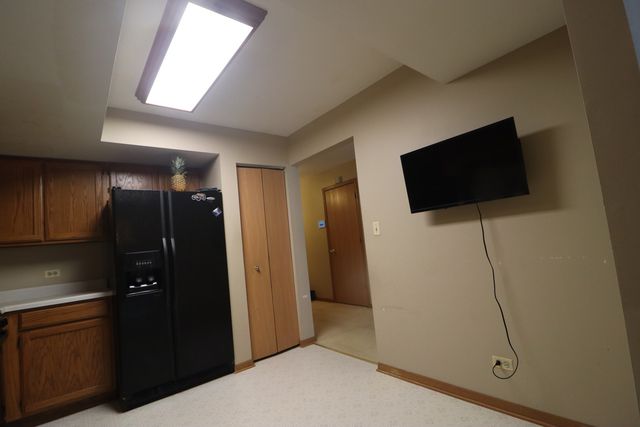 18 Forest Wood Lane, Park Forest, IL 60466