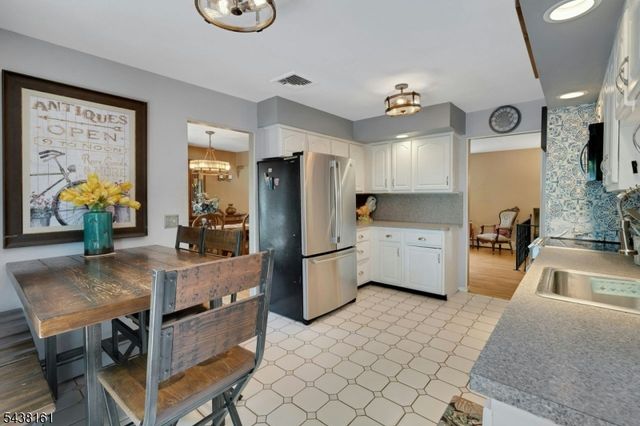 50 Crestwood Rd, Rockaway Boro, NJ 07866