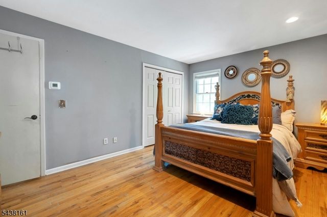 50 Crestwood Rd, Rockaway Boro, NJ 07866
