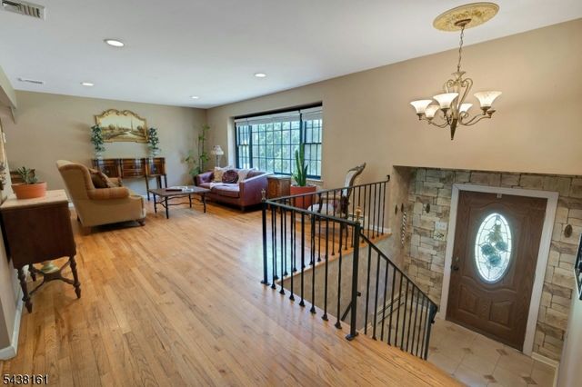50 Crestwood Rd, Rockaway Boro, NJ 07866