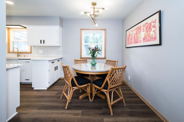 616 Esther Lane, Woodbury, MN 55125