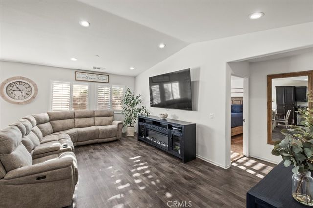 29421 Hazel, Lake Elsinore, CA 92530