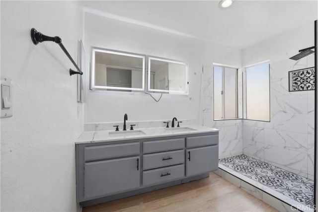 2915 E 60th Pl A, Huntington Park, CA 90255