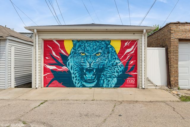 1933 W 22nd Place, Chicago, IL 60608