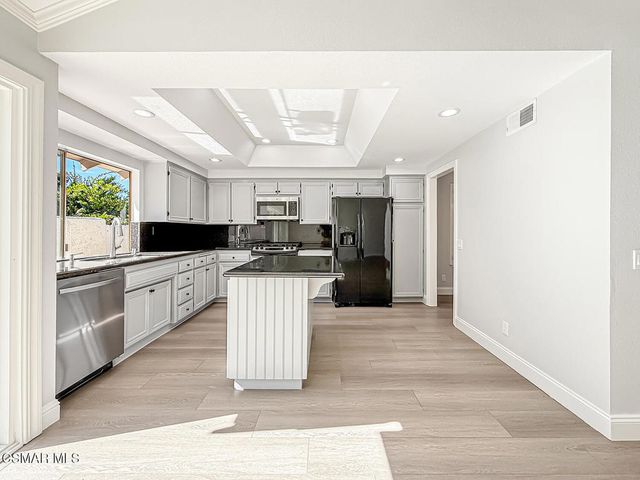 28908 Hollowbrook Avenue, Agoura Hills, CA 91301