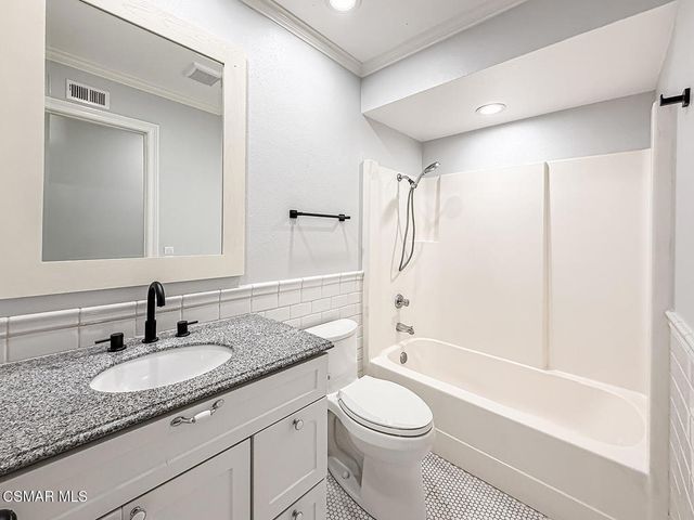 28908 Hollowbrook Avenue, Agoura Hills, CA 91301