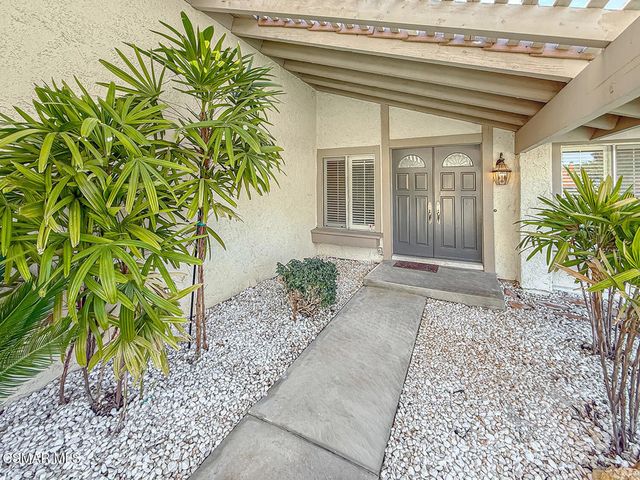 28908 Hollowbrook Avenue, Agoura Hills, CA 91301