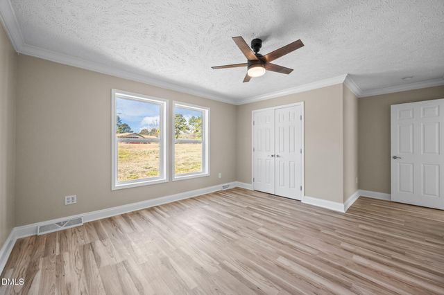 2687 Nc 39 S, Henderson, NC 27537