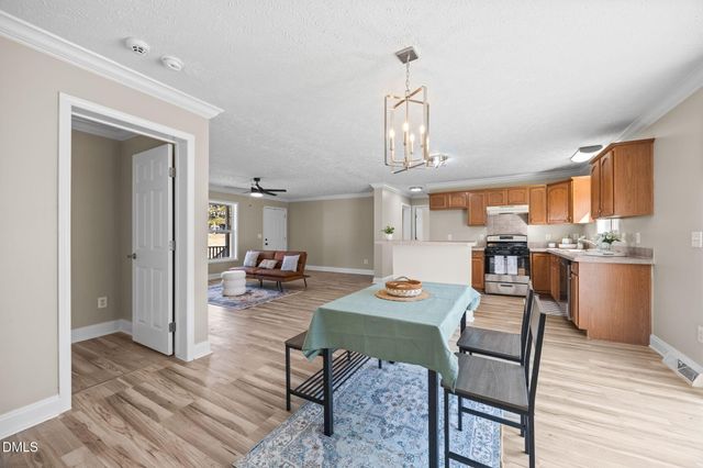 2687 Nc 39 S, Henderson, NC 27537