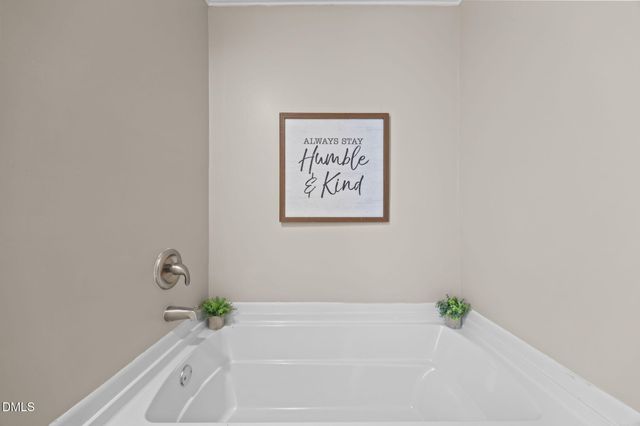 2687 Nc 39 S, Henderson, NC 27537