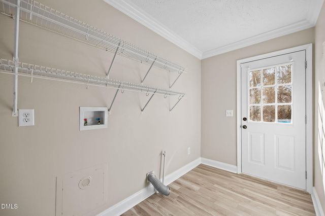 2687 Nc 39 S, Henderson, NC 27537