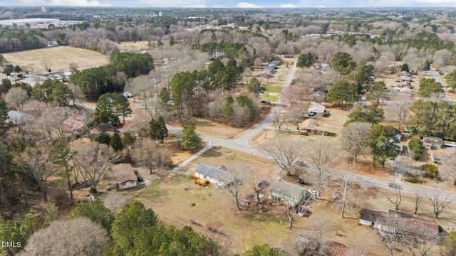 2687 Nc 39 S, Henderson, NC 27537