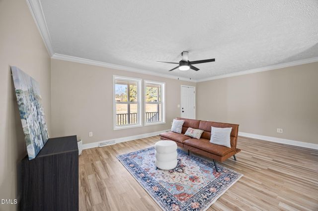 2687 Nc 39 S, Henderson, NC 27537