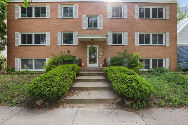 3237 15th Avenue S 21, Minneapolis, MN 55407