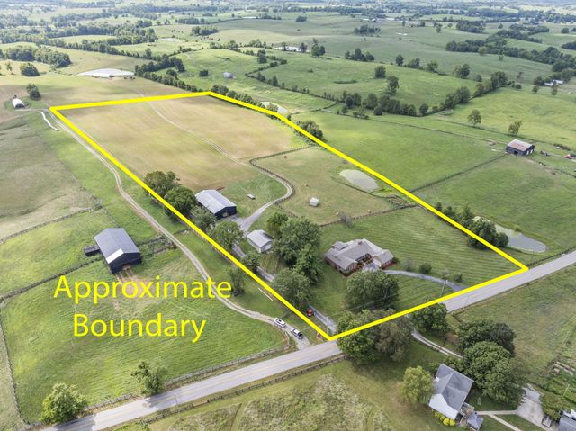 537 Sebree Road, Stamping Ground, KY 40379