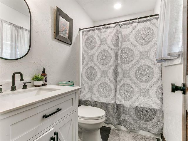 17700 Box Road, Lexington, OK 73051