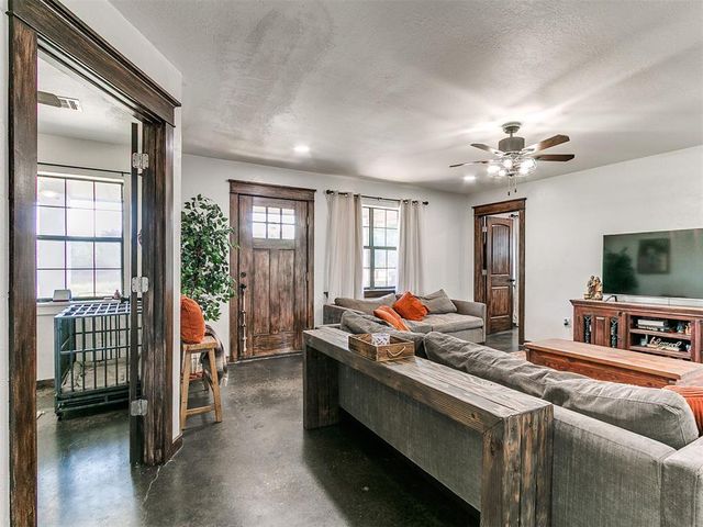 17700 Box Road, Lexington, OK 73051