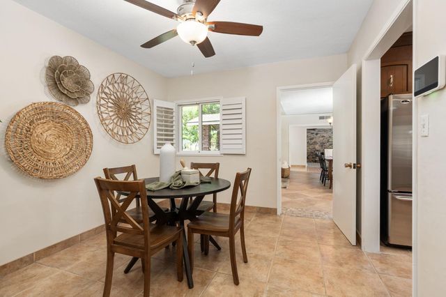 1027 W Rialto Avenue, Fresno, CA 93705