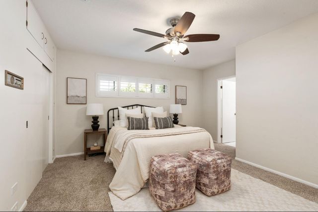 1027 W Rialto Avenue, Fresno, CA 93705