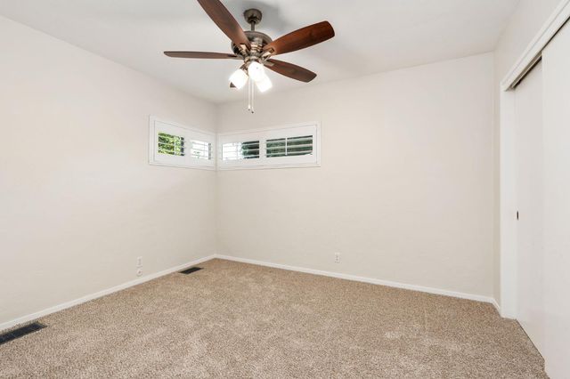 1027 W Rialto Avenue, Fresno, CA 93705