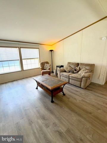 1991 ROUTE 37 W #180, Toms River, NJ 08757