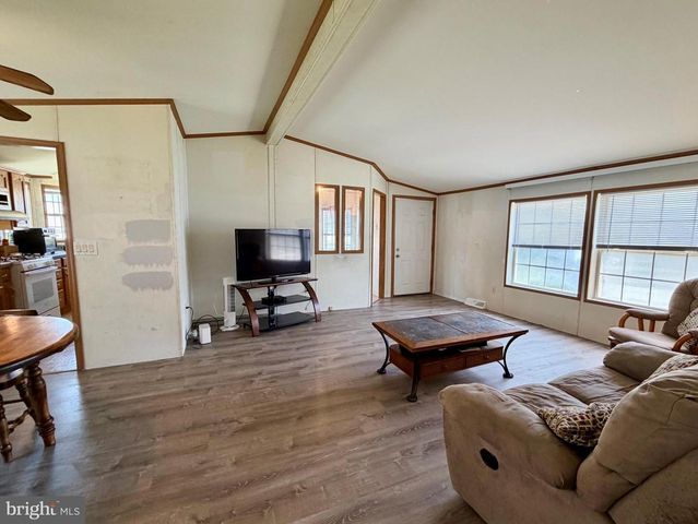 1991 ROUTE 37 W #180, Toms River, NJ 08757