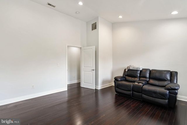 2404 CHELSEA TER, Baltimore, MD 21216