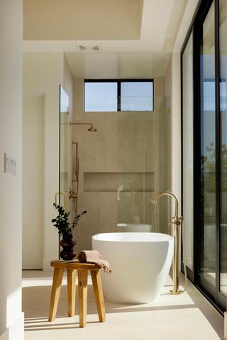 3 Sanctuary Way, Rancho Mirage, CA 92270