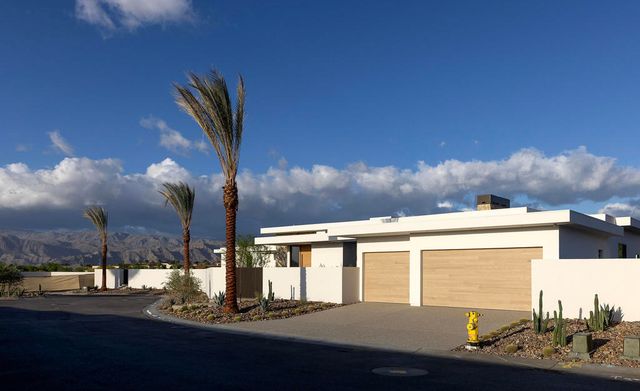 3 Sanctuary Way, Rancho Mirage, CA 92270