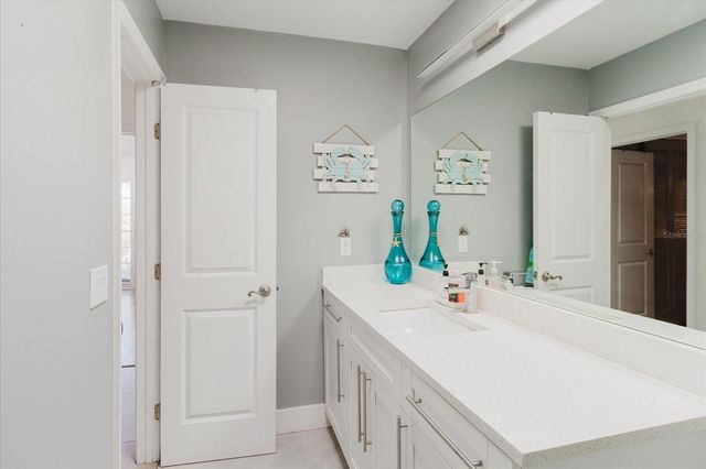 7008 MINTWOOD COURT, Tampa, FL 33615