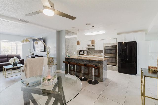 7008 MINTWOOD COURT, Tampa, FL 33615