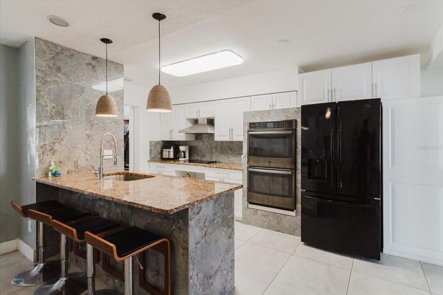 7008 MINTWOOD COURT, Tampa, FL 33615