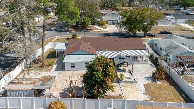 7008 MINTWOOD COURT, Tampa, FL 33615