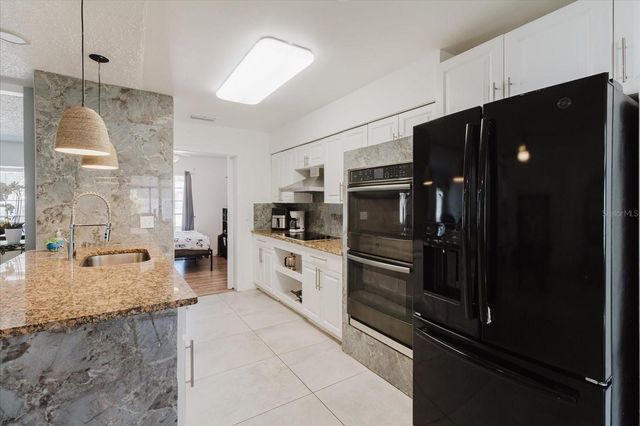 7008 MINTWOOD COURT, Tampa, FL 33615