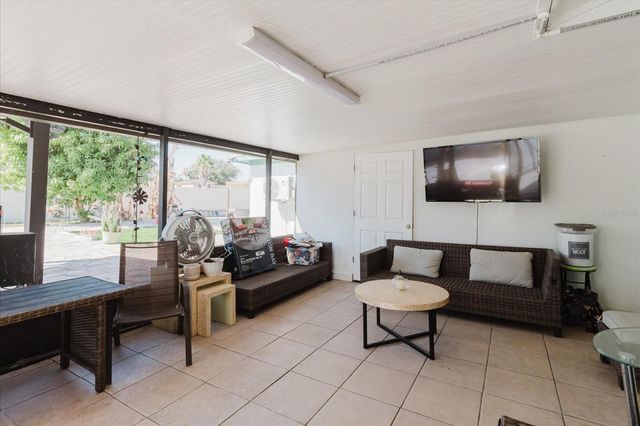 7008 MINTWOOD COURT, Tampa, FL 33615