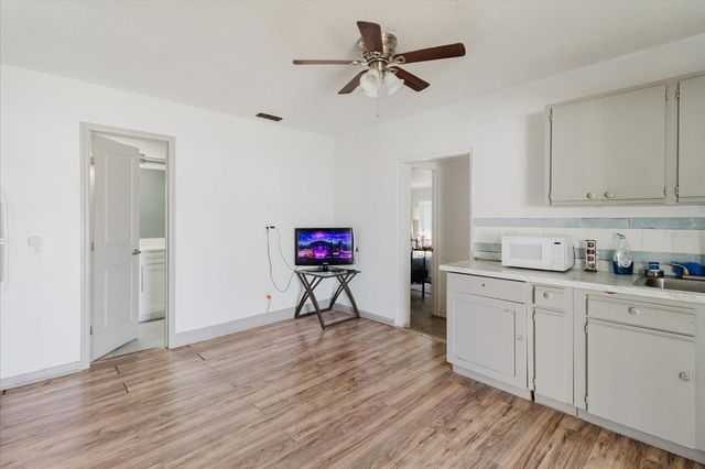 7008 MINTWOOD COURT, Tampa, FL 33615