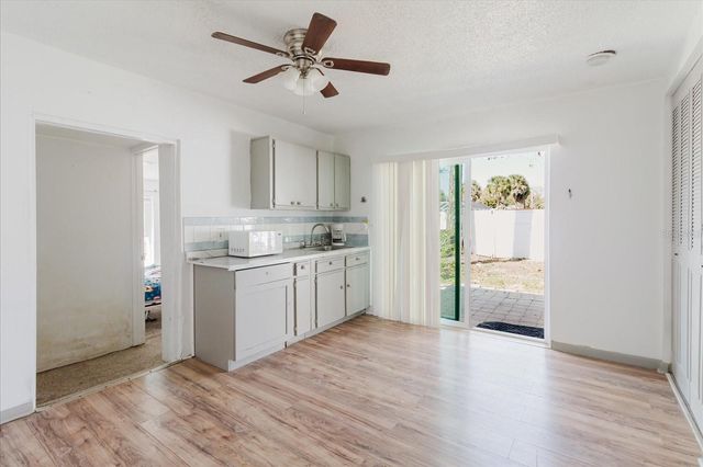 7008 MINTWOOD COURT, Tampa, FL 33615