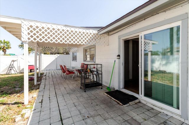 7008 MINTWOOD COURT, Tampa, FL 33615